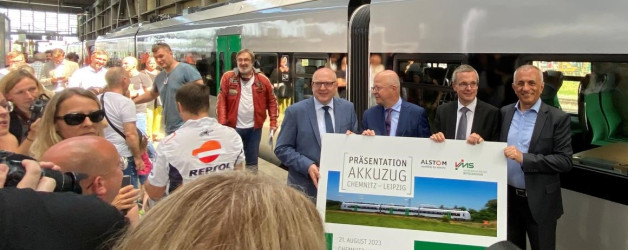 Компания Alstom и транспортное управление Центральной Саксонии представили новый электрический поезд на аккумуляторных батареях в Германии