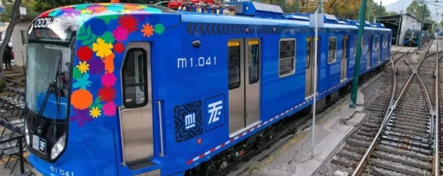 Компания CRRC поставила первый поезд наземного метро в Мехико