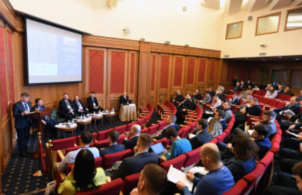 Относительно небольшие вагоностроительные заводы растут большими темпами, чем рынок в целом