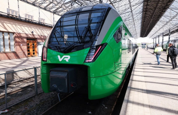 Stadler представила первый электропоезд платформы FLIRT 3 для Финляндии