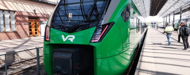 Stadler представила первый электропоезд платформы FLIRT 3 для Финляндии
